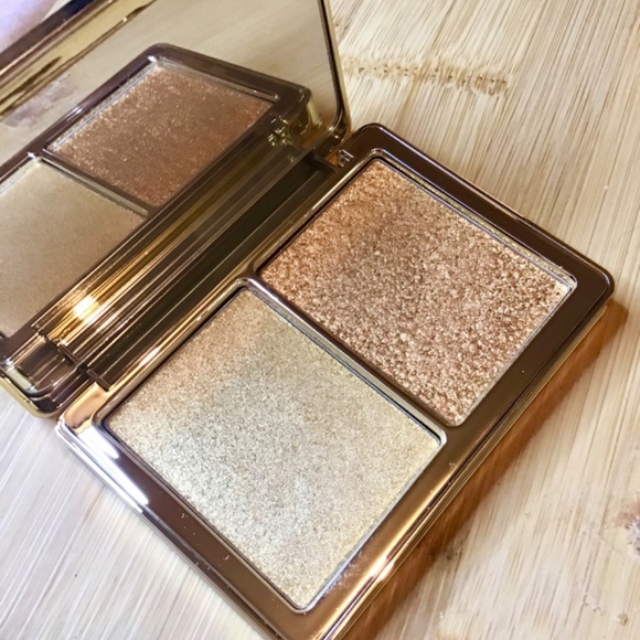 Natasha Denona glow gold highlighter pallet - Picture 2 of 6